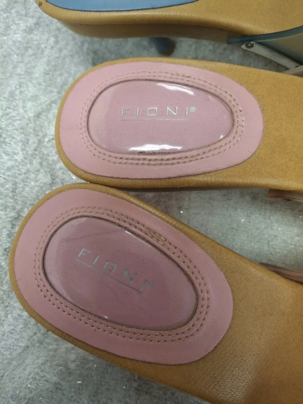 FIONI Clothing these shoes